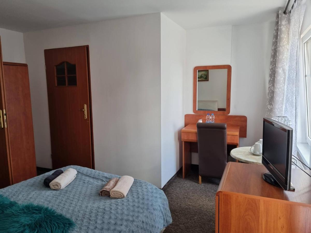Przy Zelaznym Moscie Bed and Breakfast Kłodzko Exteriör bild
