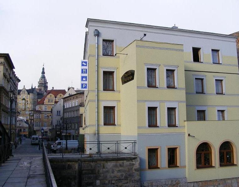 Przy Zelaznym Moscie Bed and Breakfast Kłodzko Exteriör bild